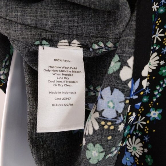 Talbots Floral Garden print Popover Tunic Blouse MP - Picture 8 of 10